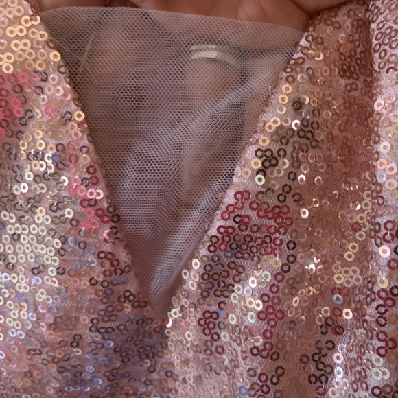 Rose gold sequin gown - Picture 3 of 8